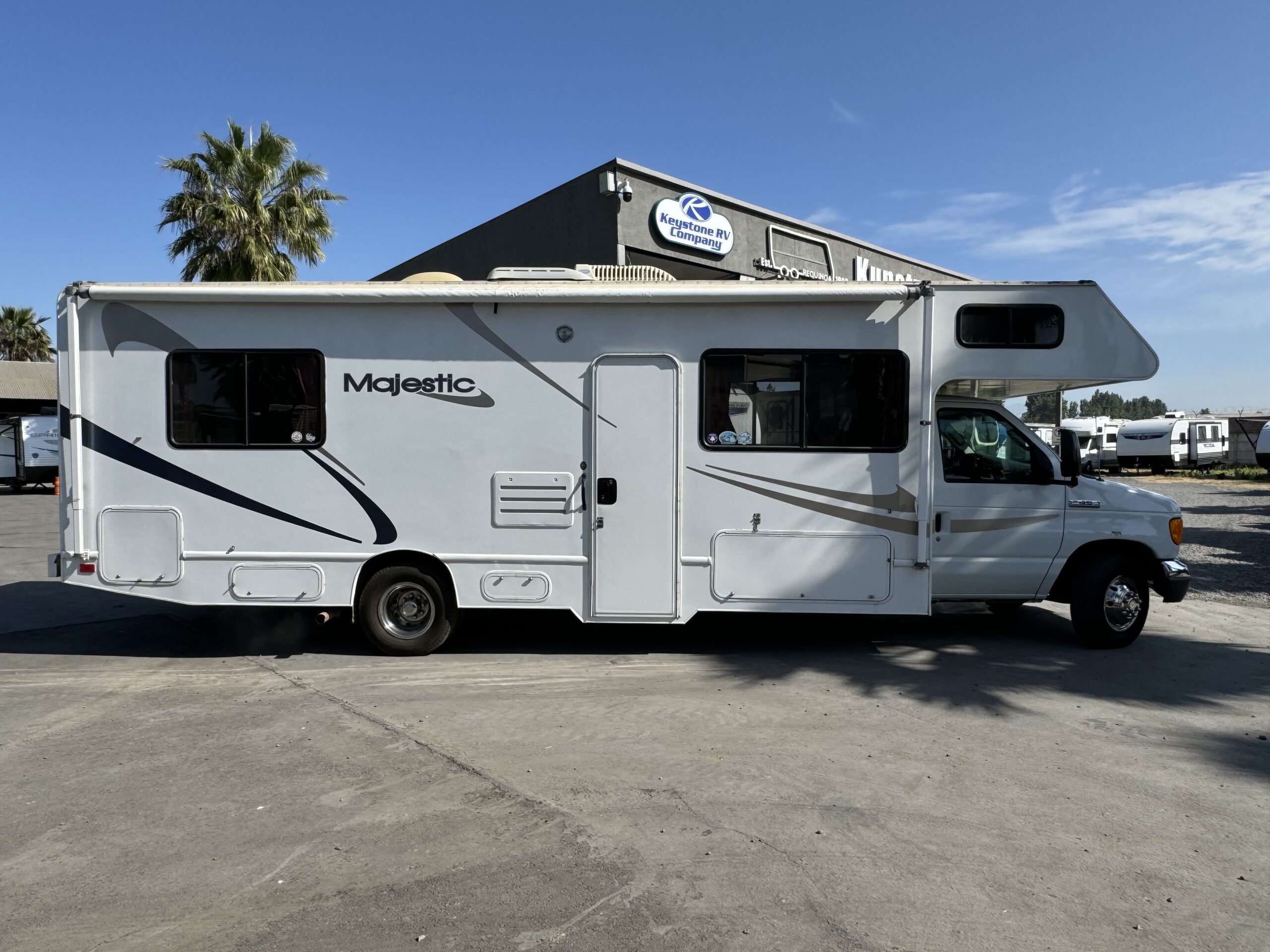 2008 Ford E-450 Majestic