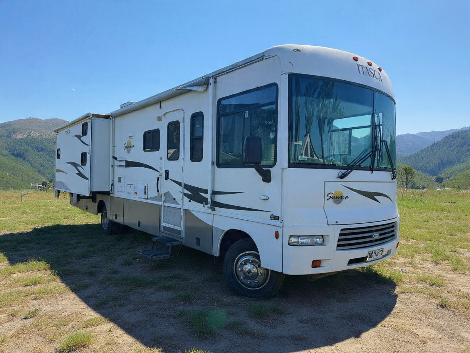 2007 Winnebago Itasca 35J