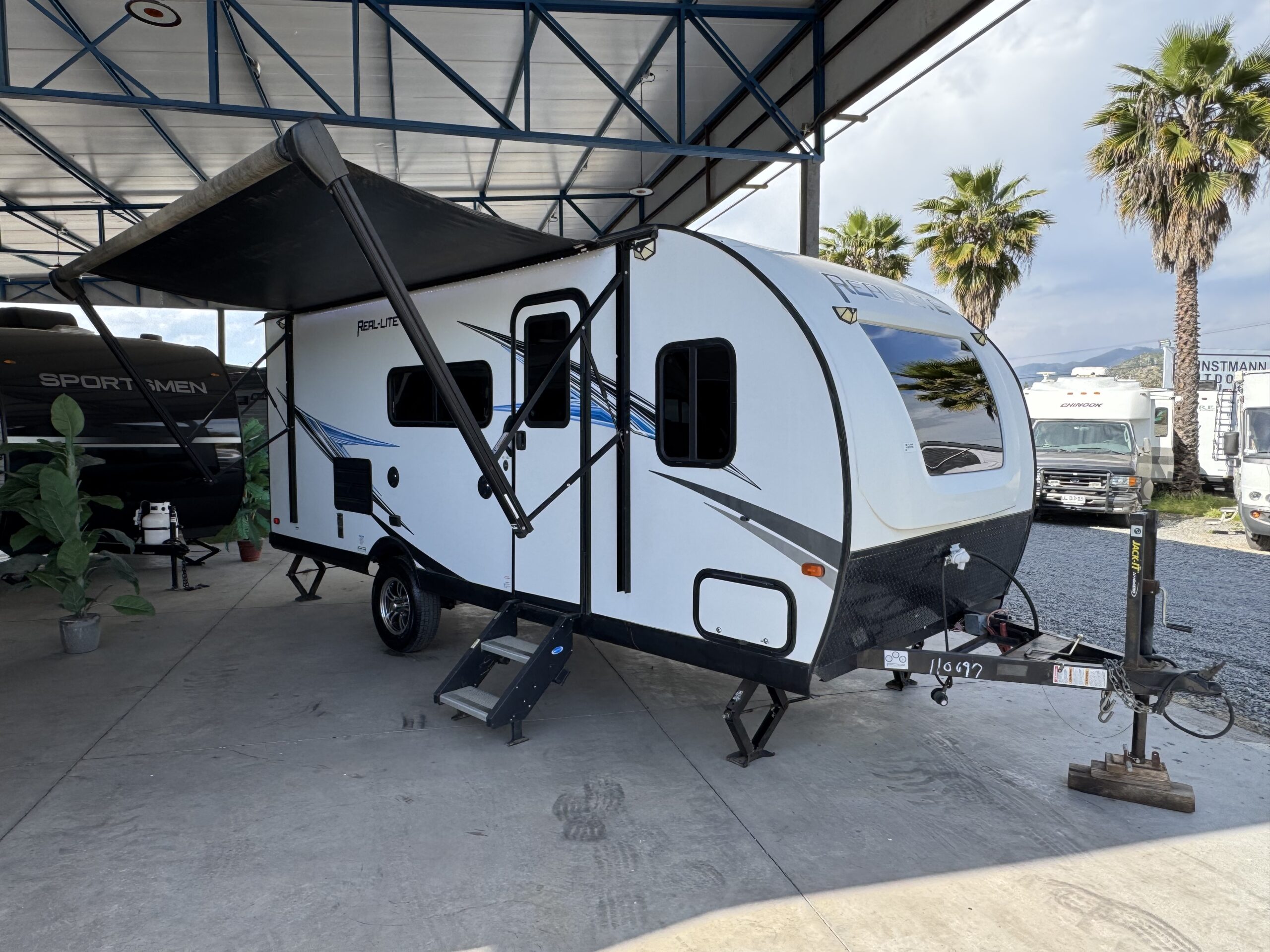 2021 Palomino Real-lite 183RL - Imagen 2