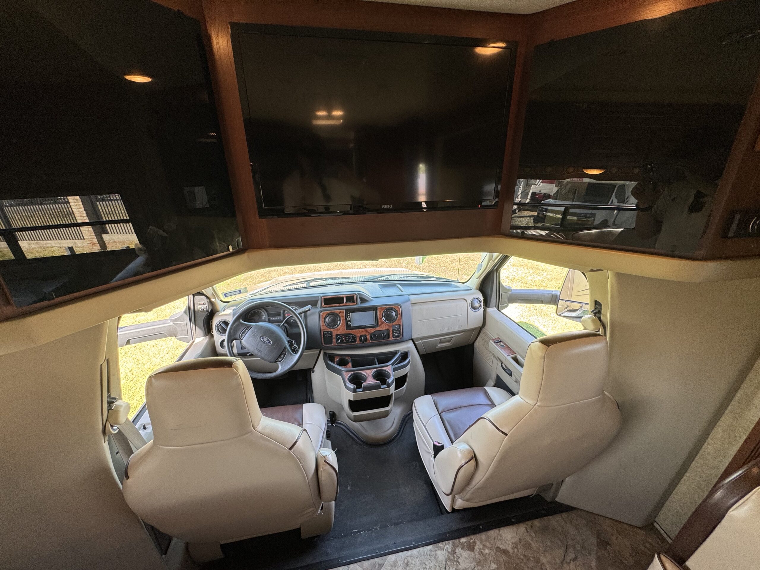 2015 Ford E-450 Citation by Thor - Imagen 7