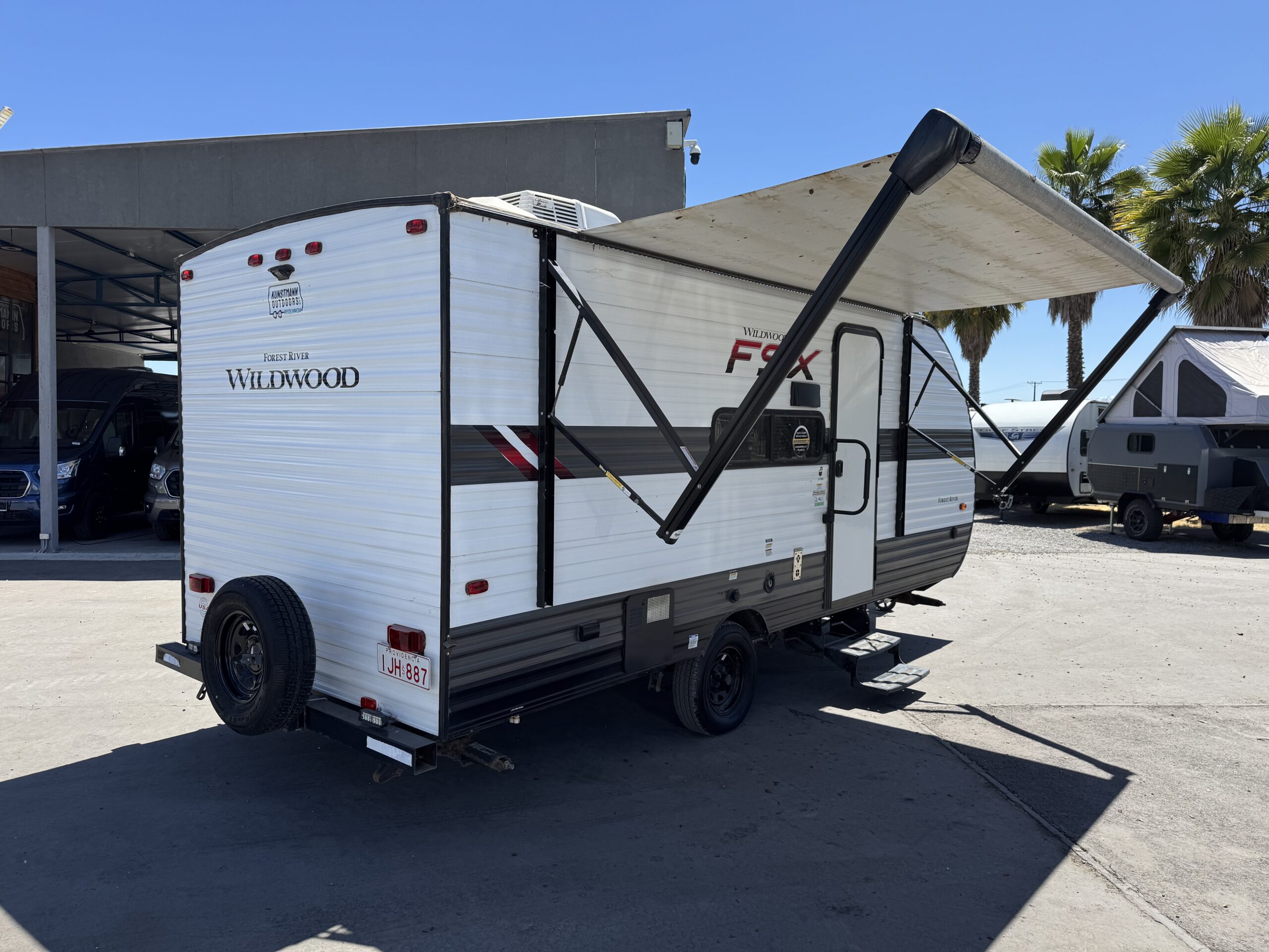 2022 Forest River Wildwood FSX 177BH - Imagen 3
