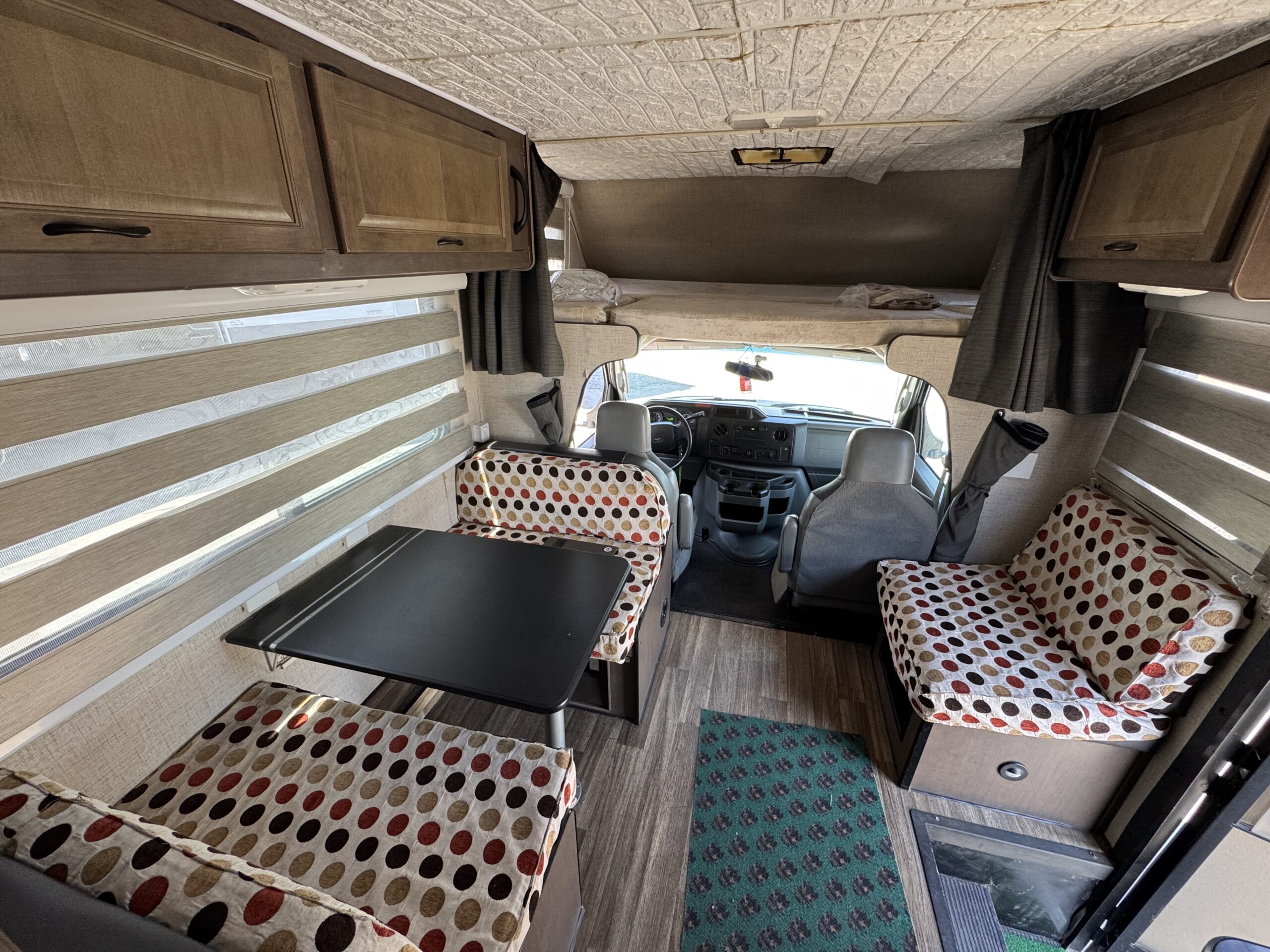 2018 Ford E-350 Majestic - Imagen 6