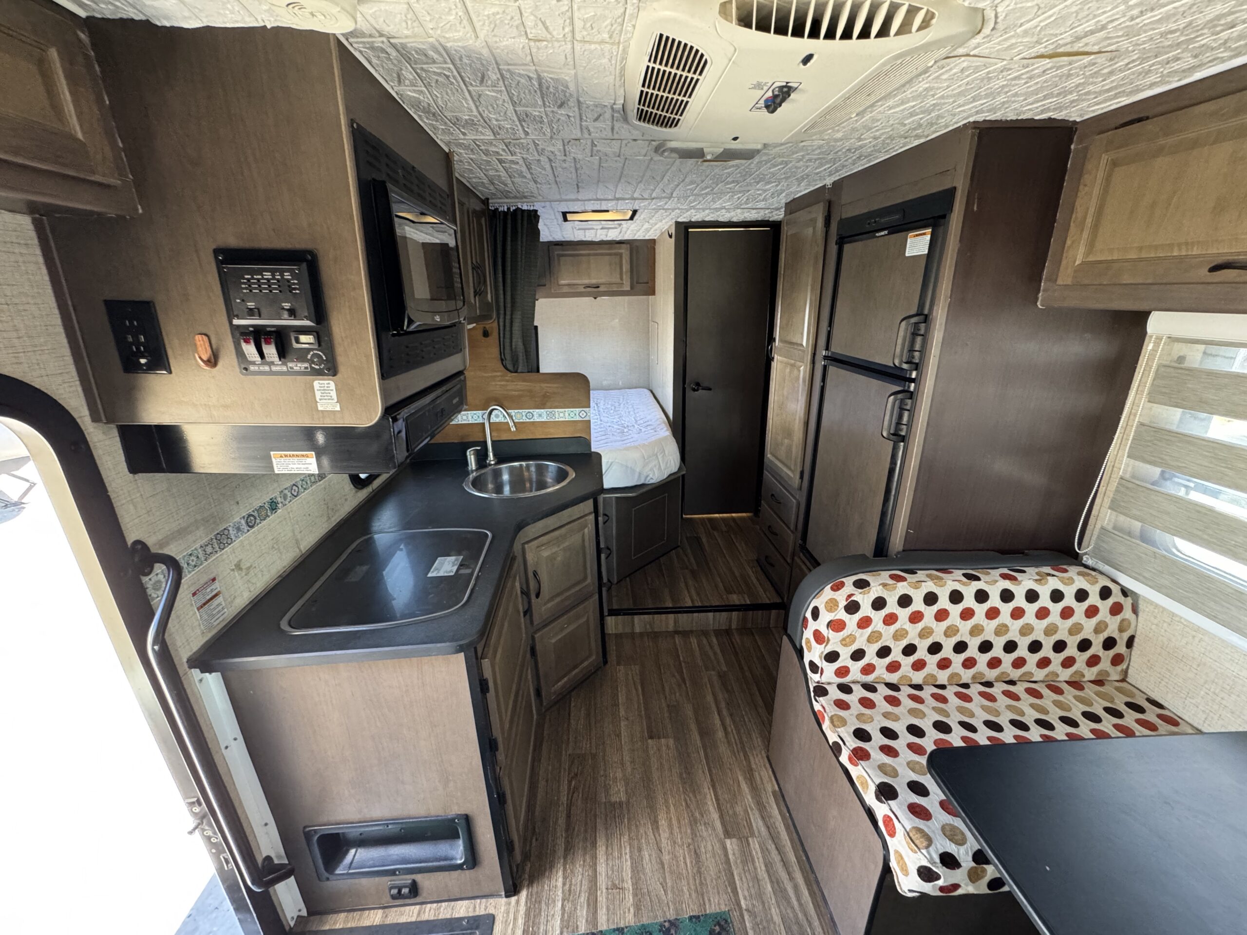 2018 Ford E-350 Majestic - Imagen 8