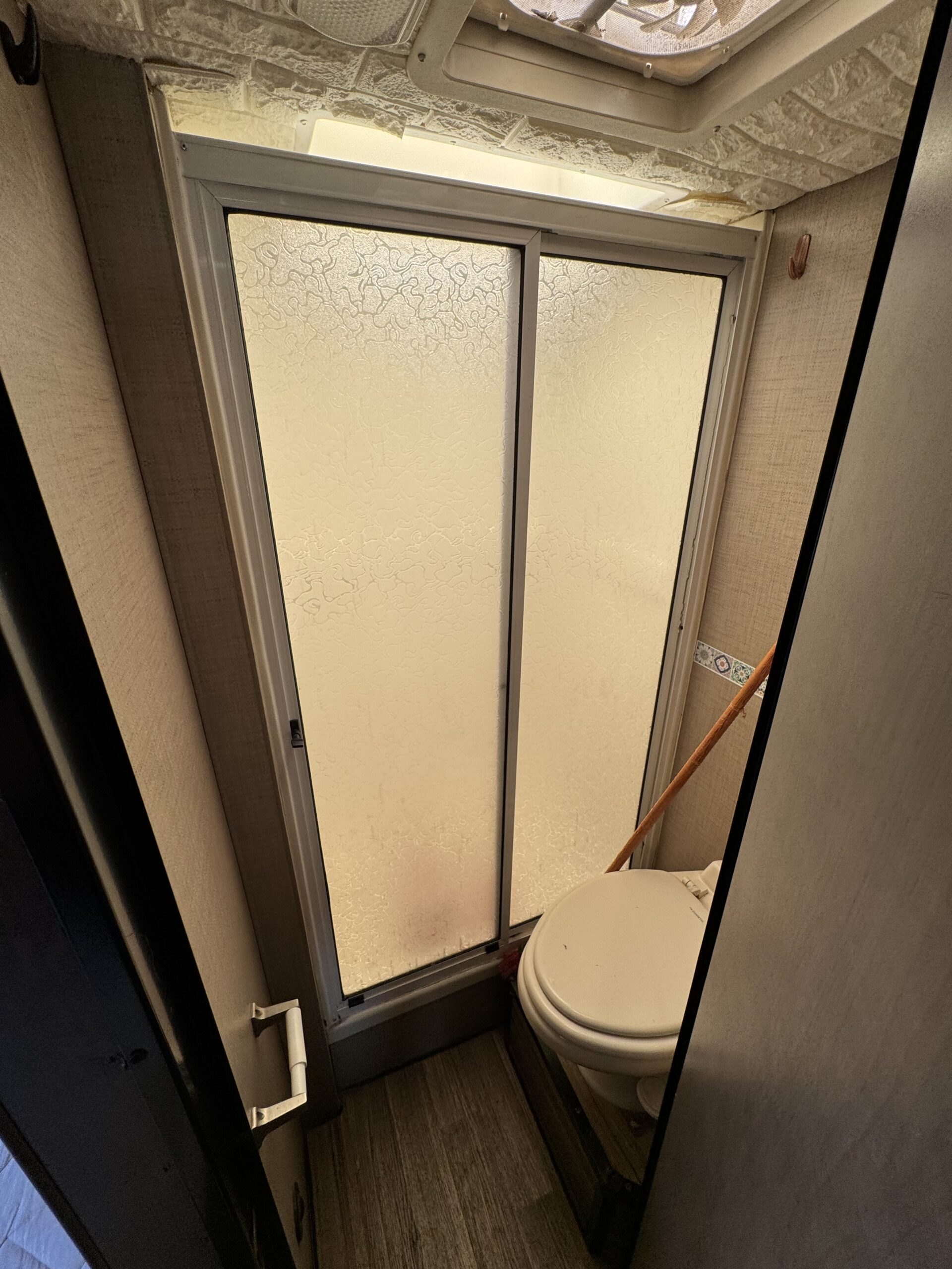 2018 Ford E-350 Majestic - Imagen 10