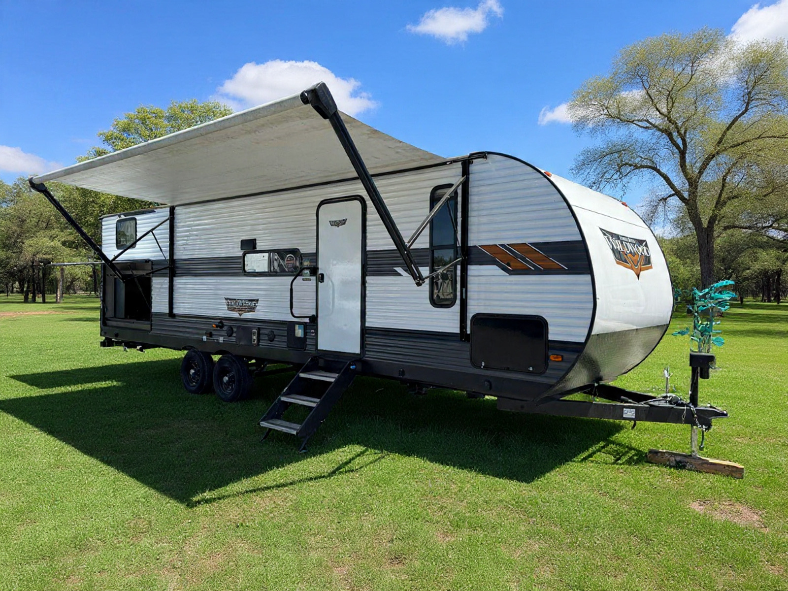 2022 Forest River Wildwood 30KQBSS