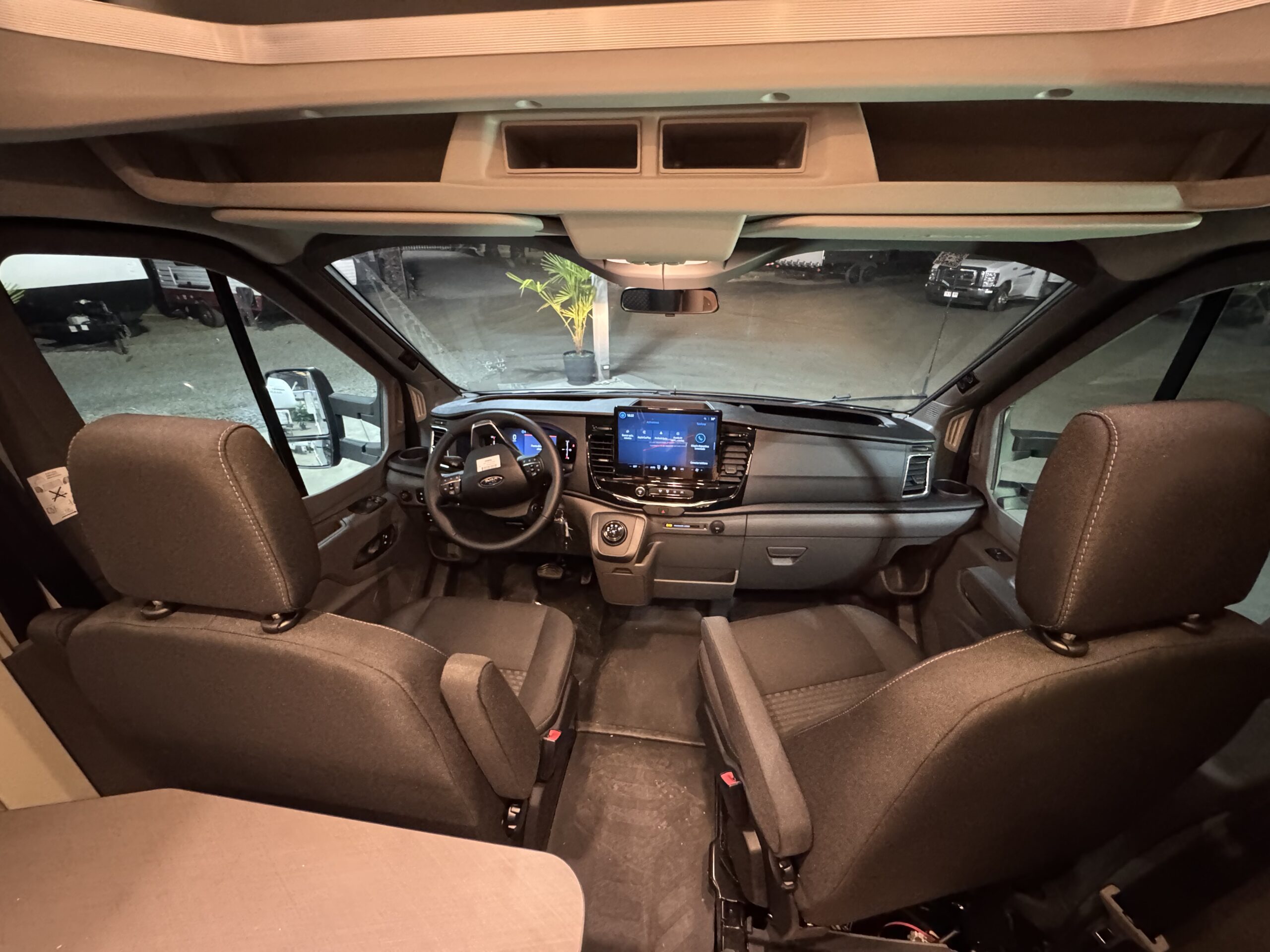2026 Ford Transit Dethleffs T6815 2.0TDci automático 0 km. - Imagen 8