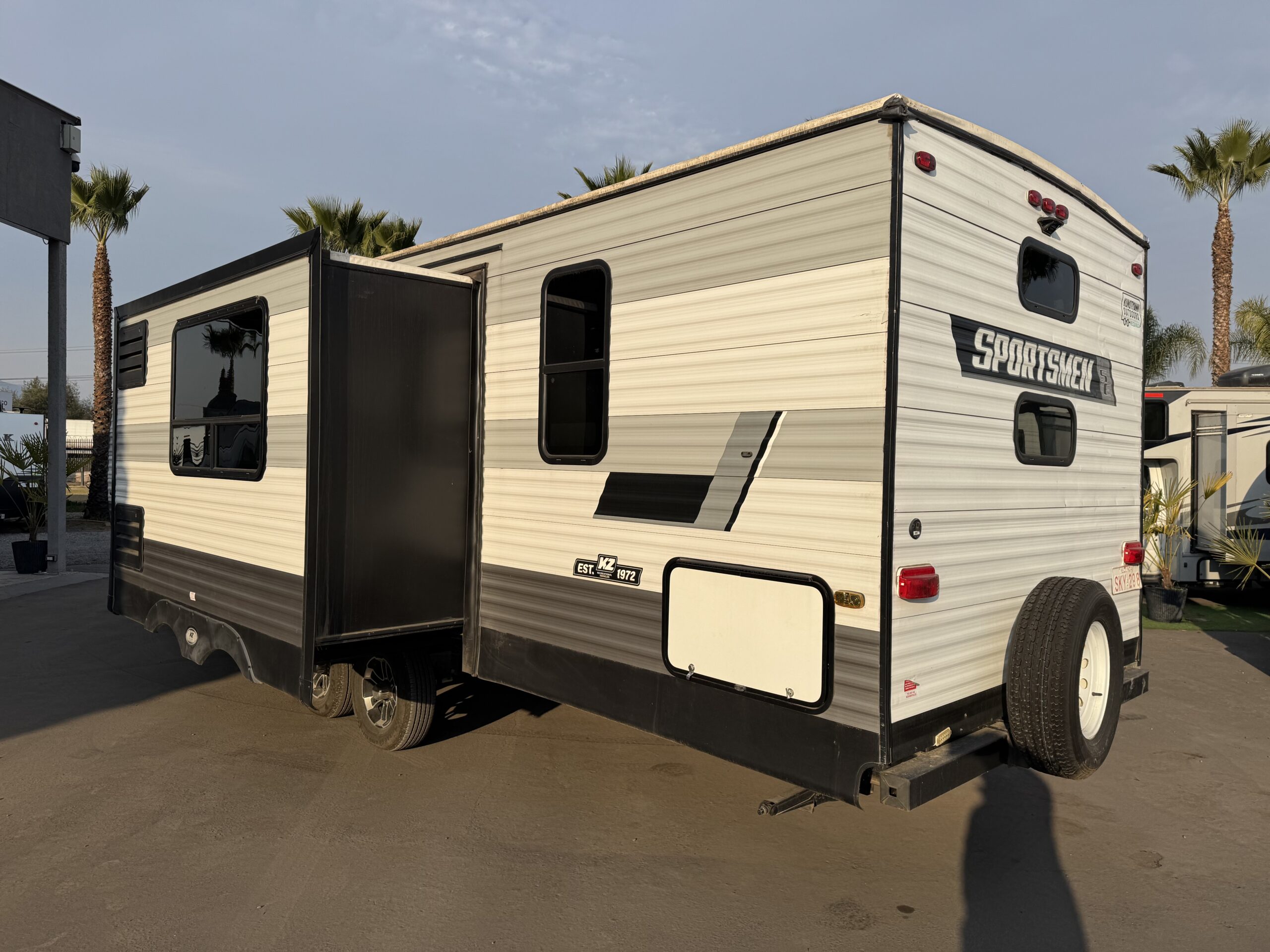 2022 KZRV Sportsmen 281BHKSE - Imagen 4