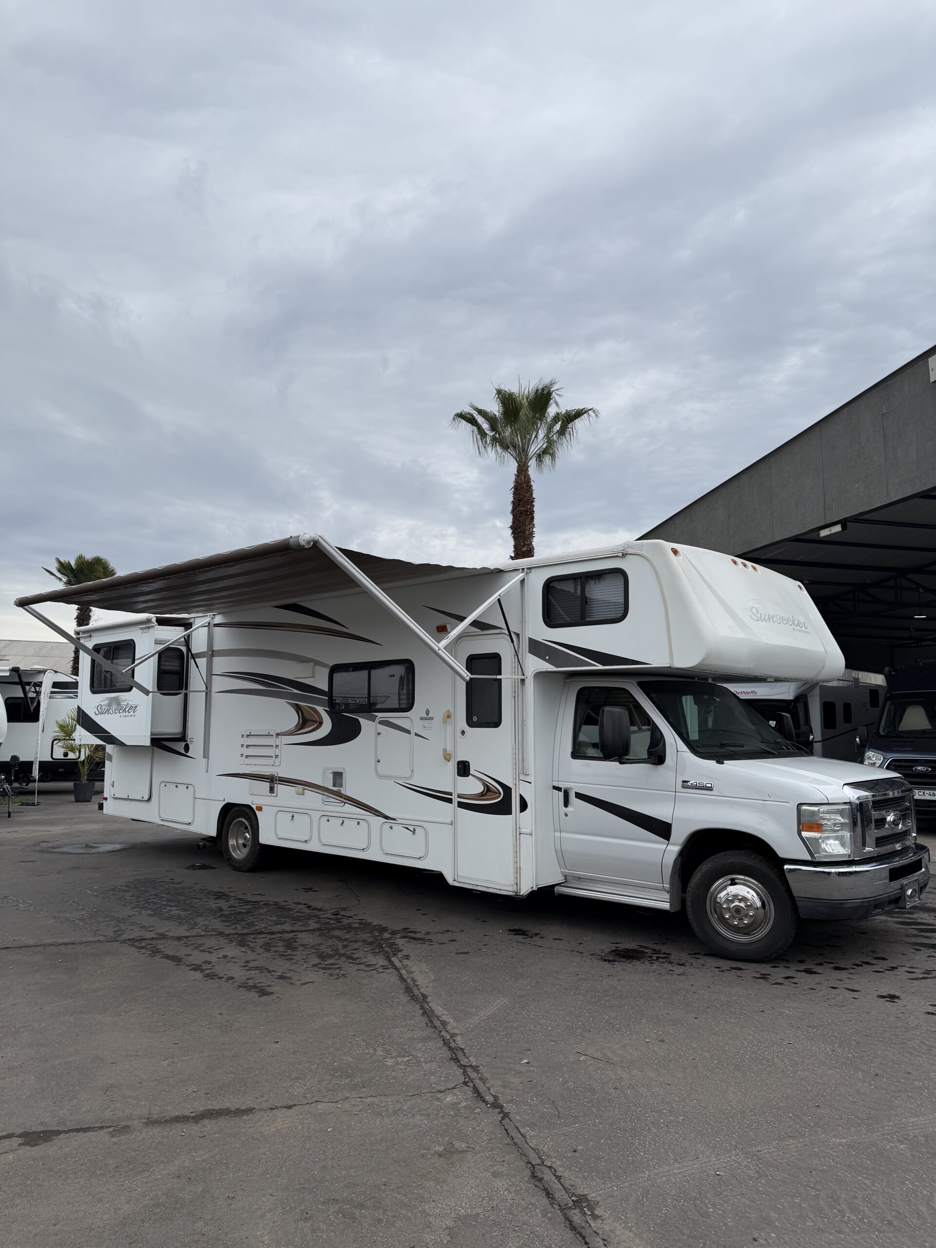 2014 Ford E-450 Sunseeker 3010DS