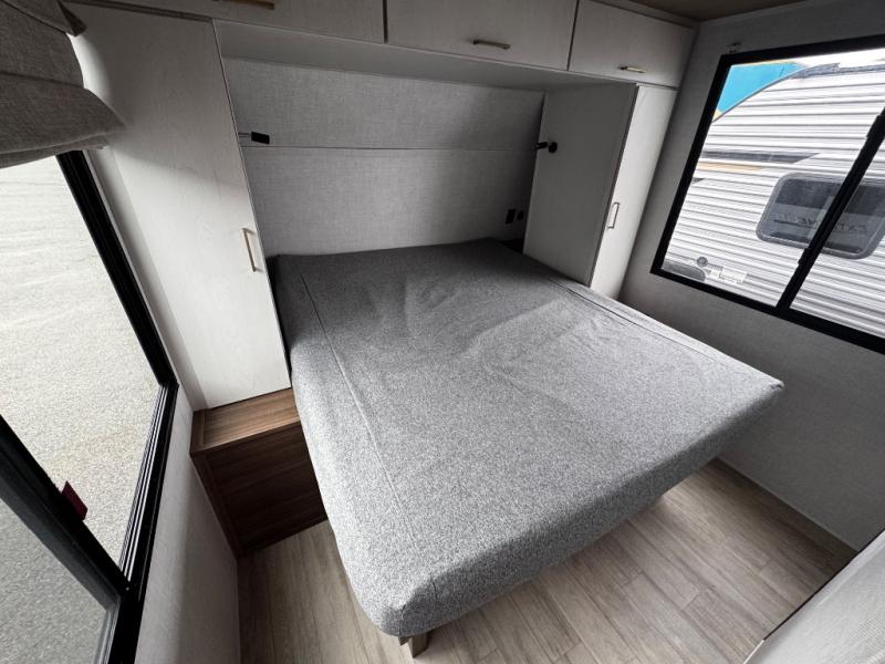 2027 Forest River Vibe 2600BH Xtreme - Imagen 5